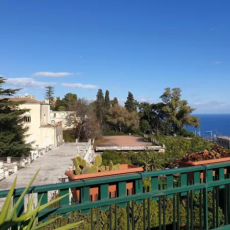 Bright And Panoramic In Aci Center * Acireale